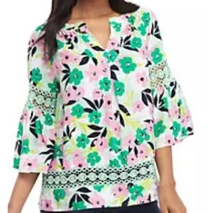 Crown& Ivy bell sleeve floral peasant‎ top. Worn 1x. Retail 65.50